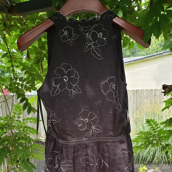 Gorgeous!! ❤️ Ann Taylor Dress - Petites - 8P - Picture 3 of 6